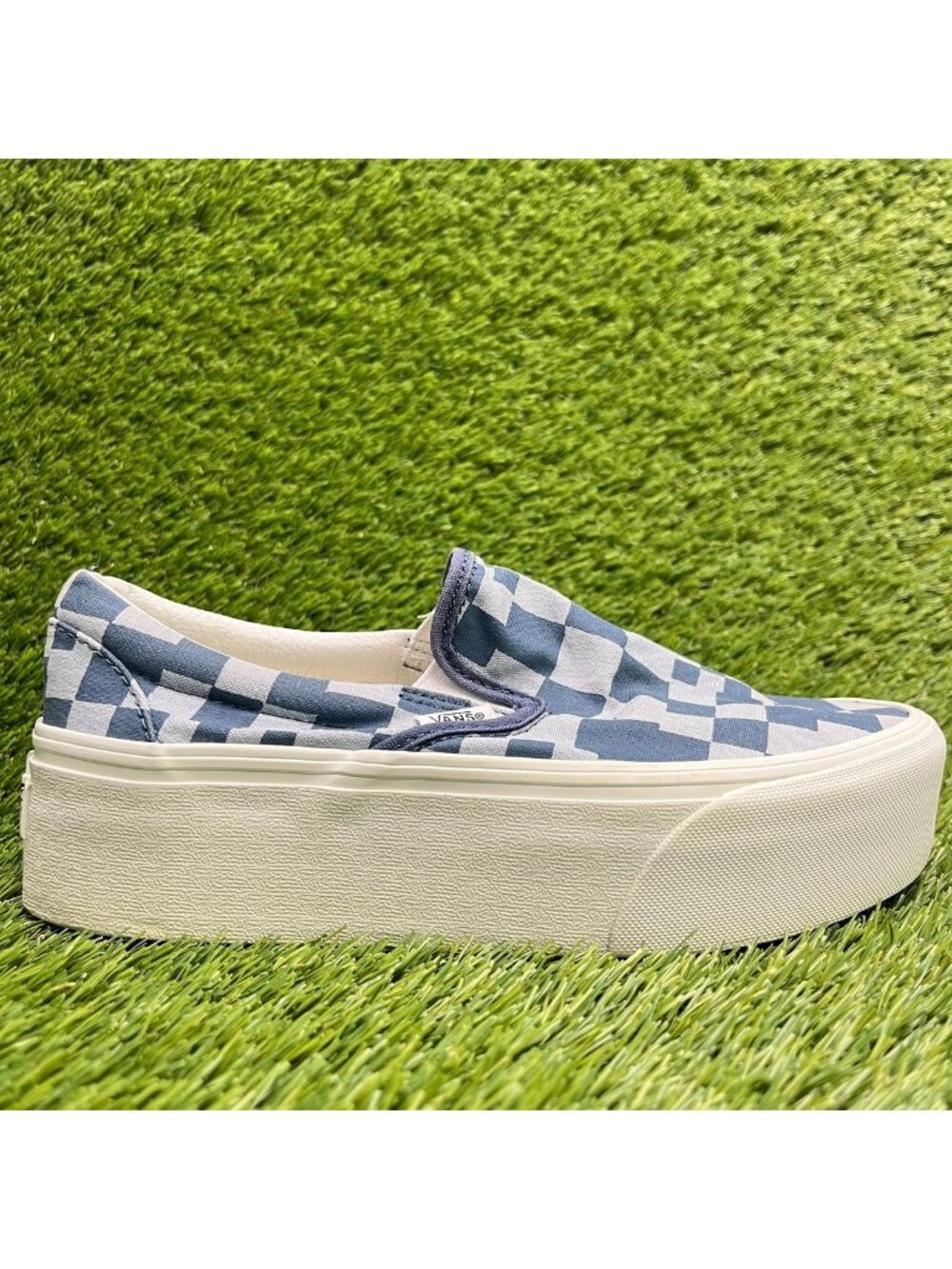 Vans Classic Slip-On Stackform Womens Size 7.5 Blue Athletic Shoes Sneakers